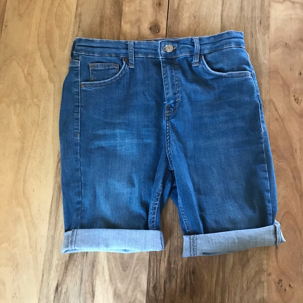 Topshop High-Waisted Jean shorts W30